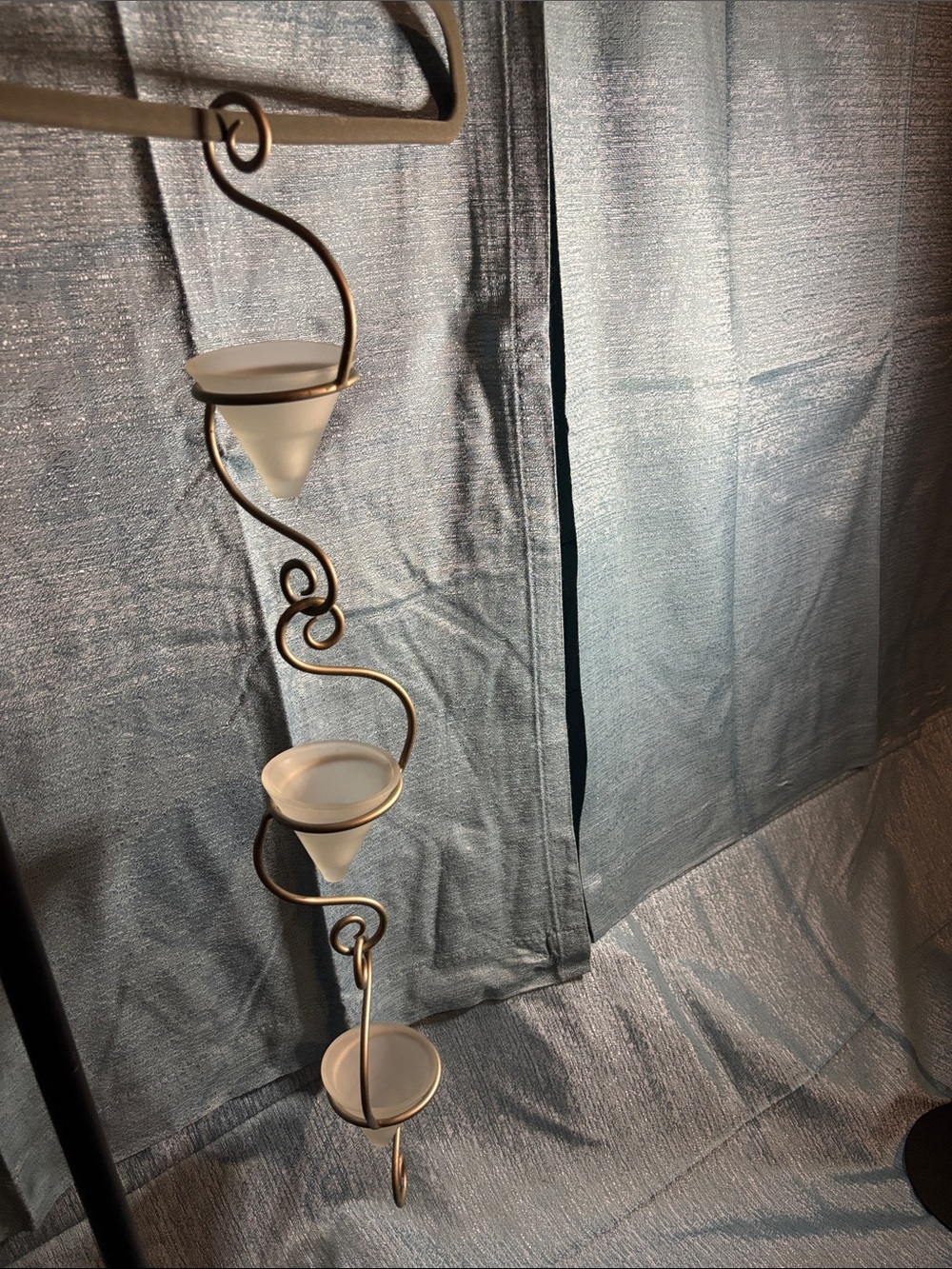 Hanging Spiral Metal Candle Holder with Frosted Glass Cups - silver